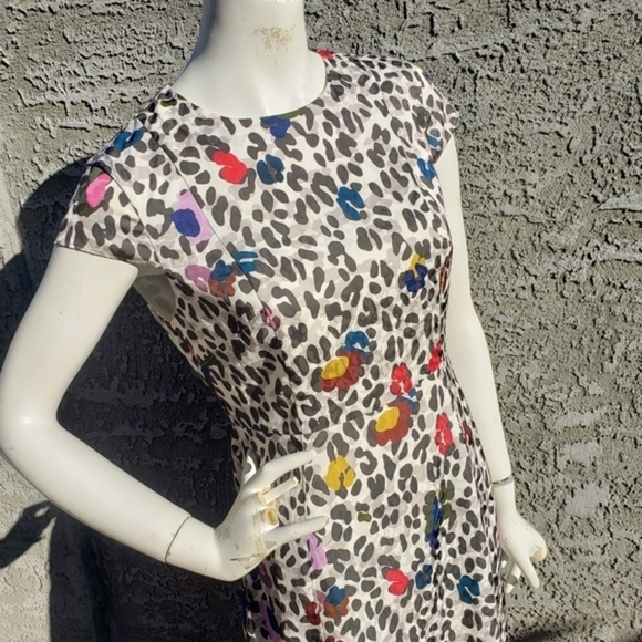 TED‎ BAKERStelaar Wilderness-print Short-sleeve Midi Dress In Cream - Picture 3 of 8